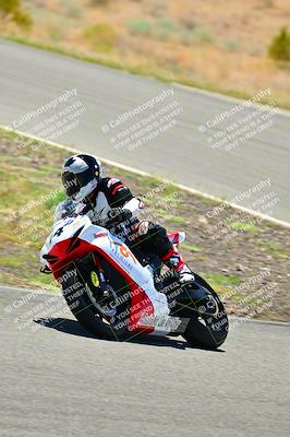 media/Apr-13-2025-TrackXperience (Sun) [[fb1ef998a6]]/Level 2 (Intermediate)/Turns 4 and 6 (Session 4)/